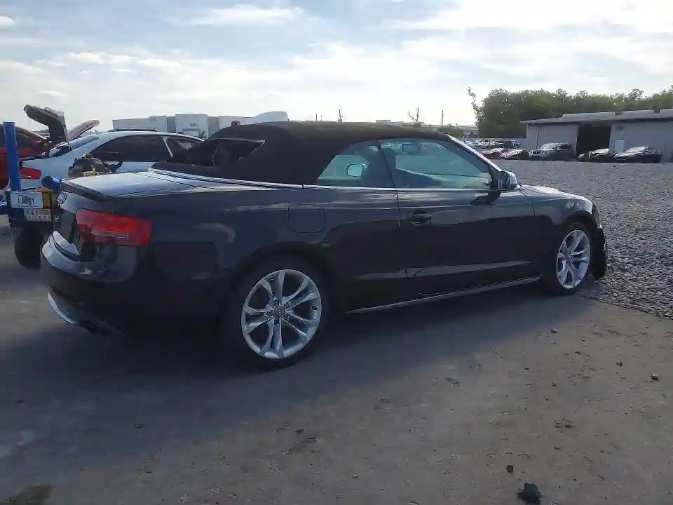 WAUCGAFHXBN014759 2011 AUDI S5/RS5-2