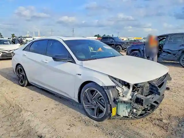 KMHLR4AF9NU311709 2022 HYUNDAI ELANTRA-3