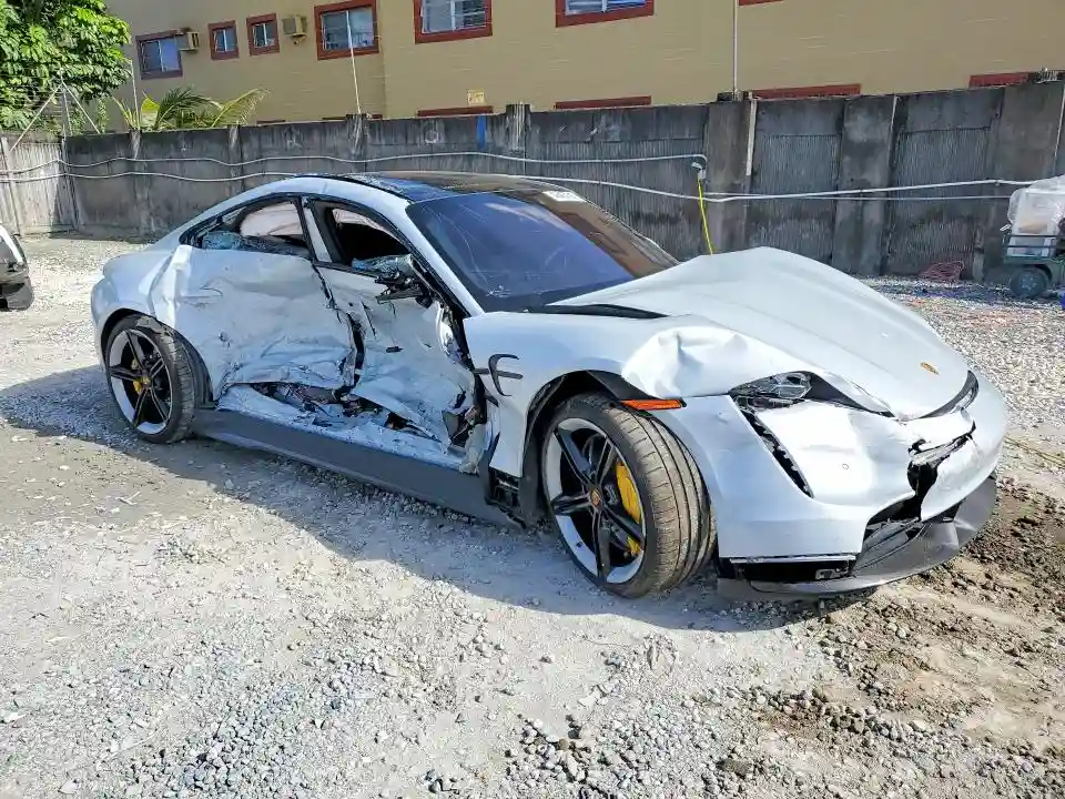 WP0AC2Y13MSA62638 2021 PORSCHE TAYCAN-3