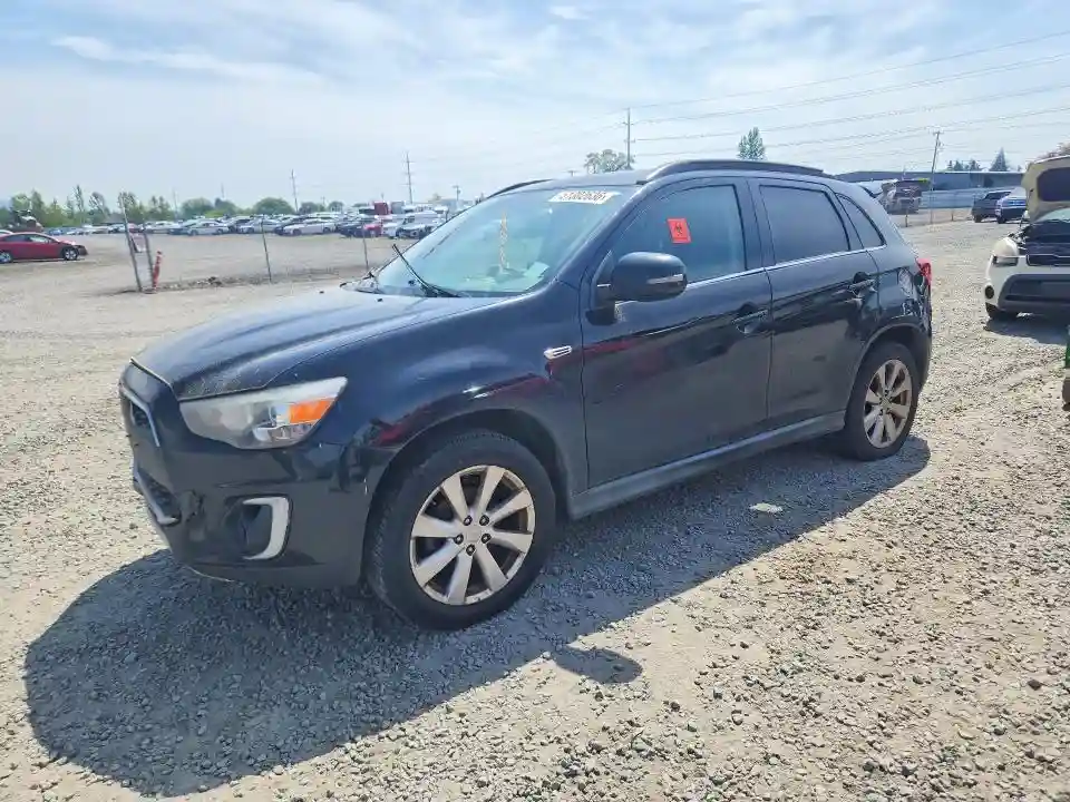 4A4AR4AW7FE033179 2015 MITSUBISHI OUTLANDER-0