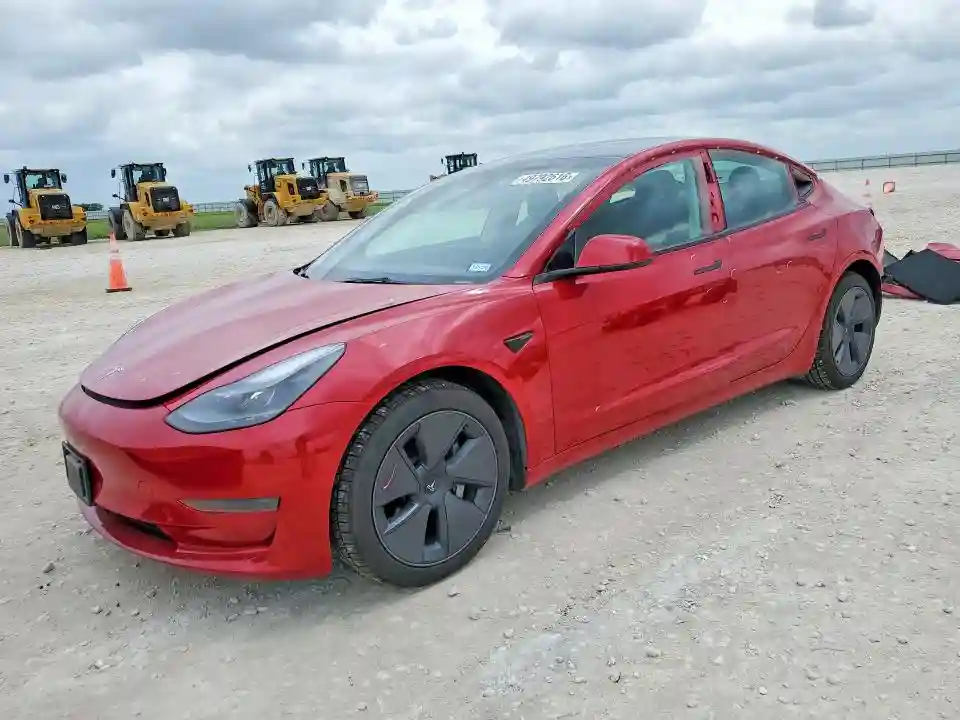 5YJ3E1EA4PF430180 2023 TESLA MODEL 3-0