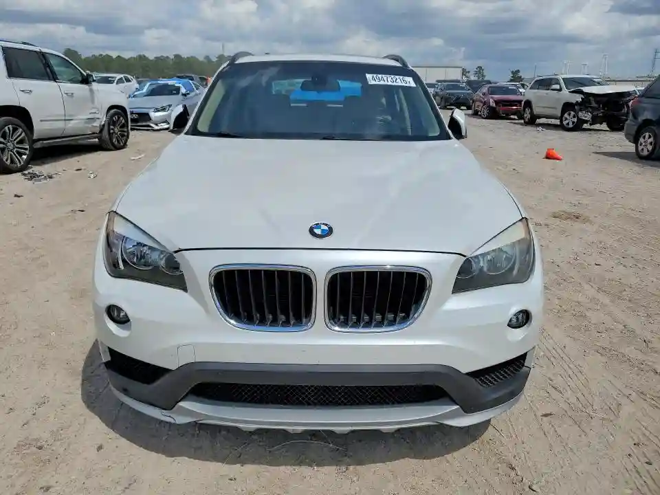 WBAVL1C5XFVY35364 2015 BMW X1-4