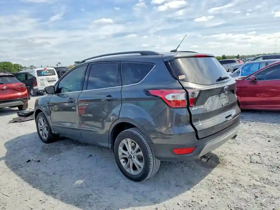 1FMCU0GD4JUA65689 2018 FORD ESCAPE-1