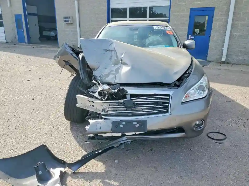 JN1BY1AR4BM372492 2011 INFINITI M37-4