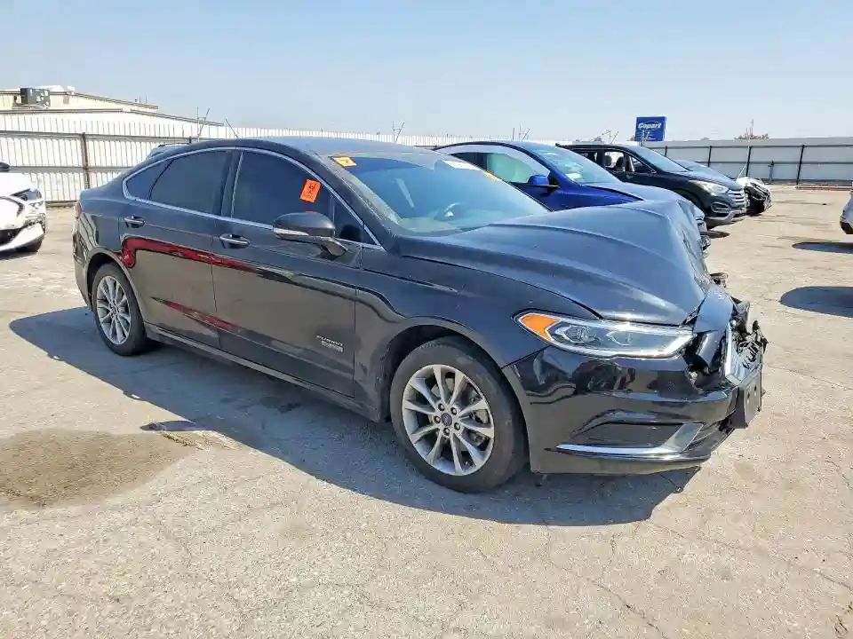 3FA6P0PU8JR232643 2018 FORD FUSION-3
