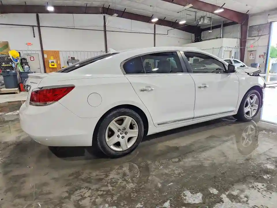 1G4GA5EC1BF352396 2011 BUICK LACROSSE-2