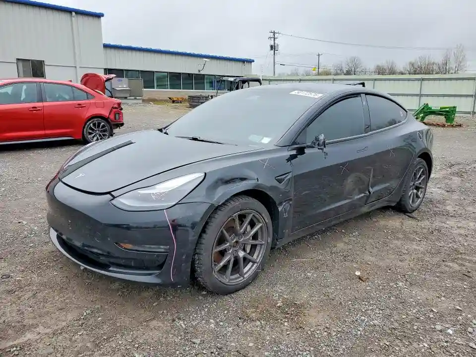 5YJ3E1EB1MF064246 2021 TESLA MODEL 3-0