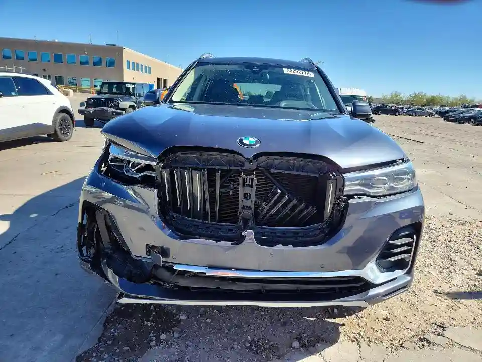 5UXCW2C53KL087049 2019 BMW X7-4