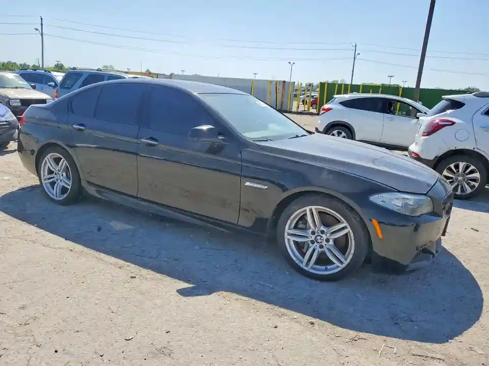 WBAFU9C53DDY70931 2013 BMW 5 SERIES-3