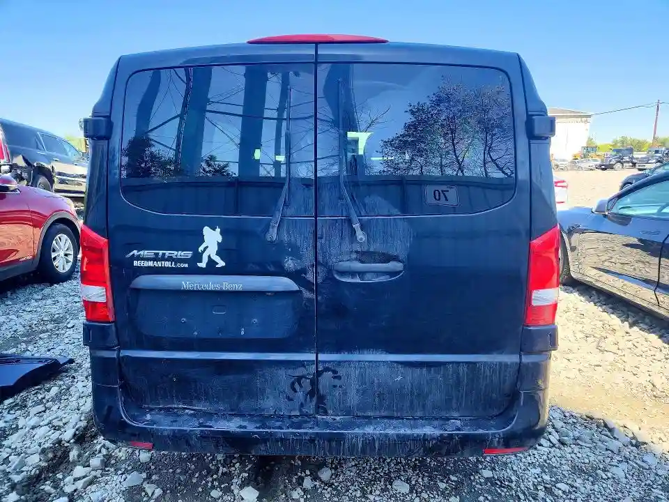WD4PG2EEXH3317018 2017 MERCEDES-BENZ METRIS-5