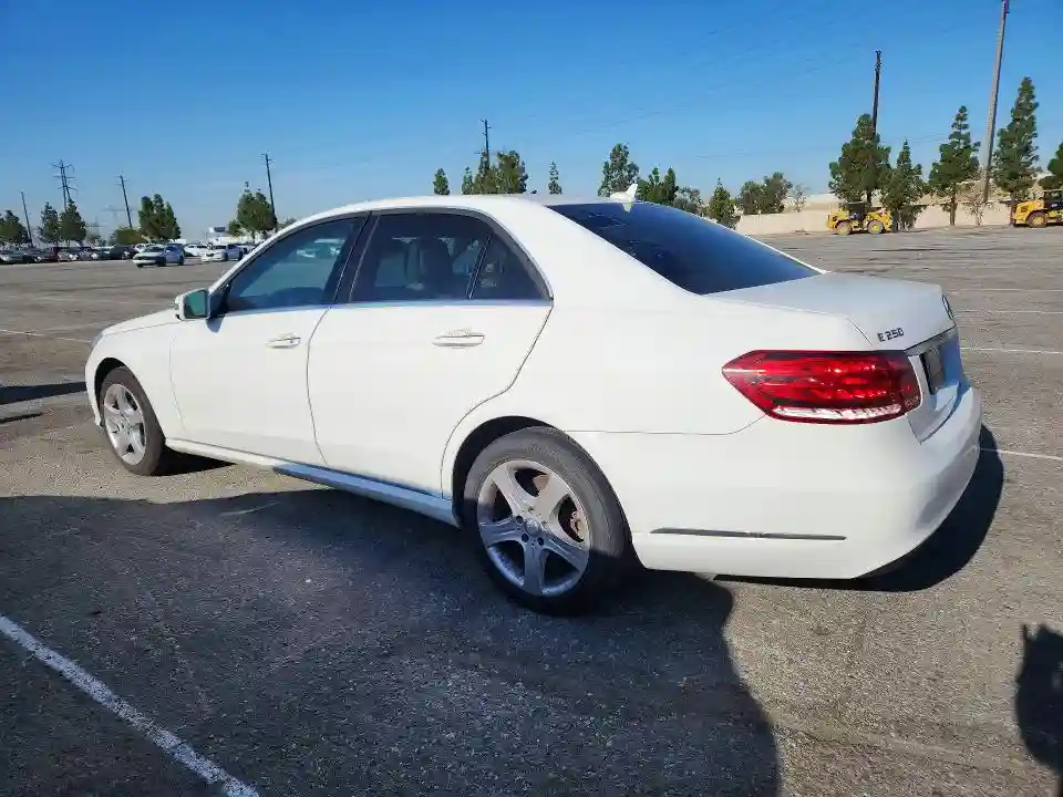 WDDHF0EB4FB129714 2015 MERCEDES-BENZ E-CLASS-1