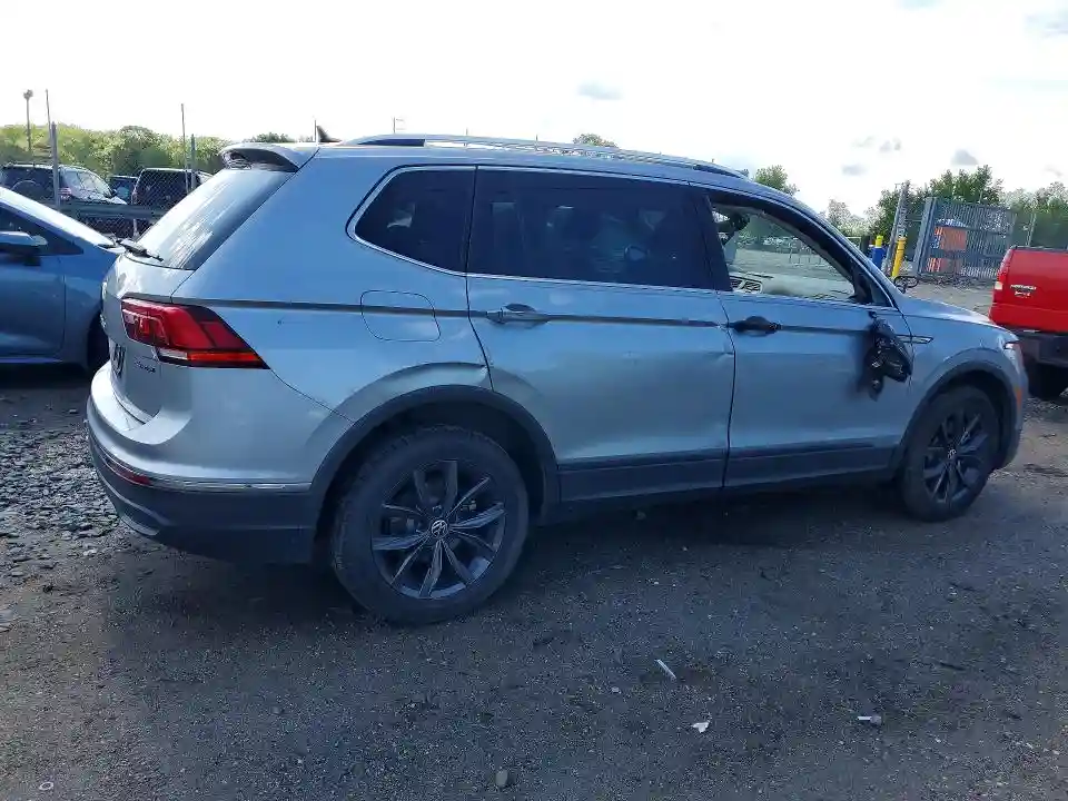 3VV2B7AX9NM037402 2022 VOLKSWAGEN TIGUAN-2
