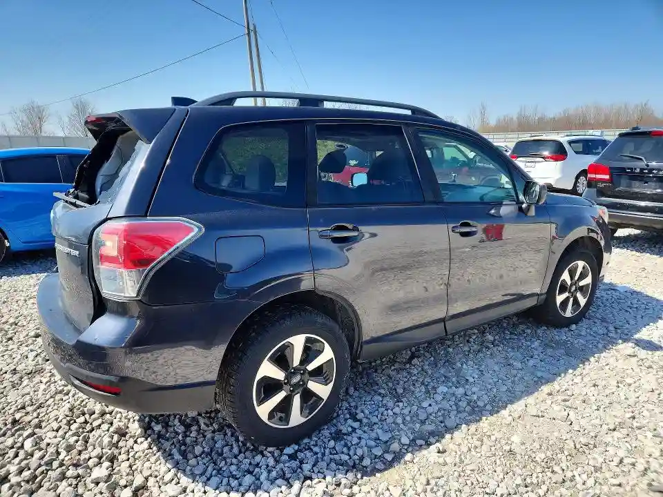 JF2SJAGC2JH462656 2018 SUBARU FORESTER-2