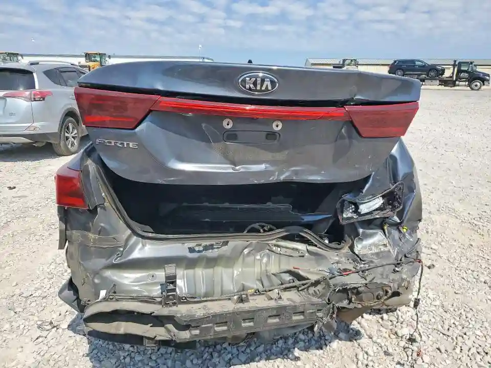 3KPF24AD3LE205790 2020 KIA FORTE-5