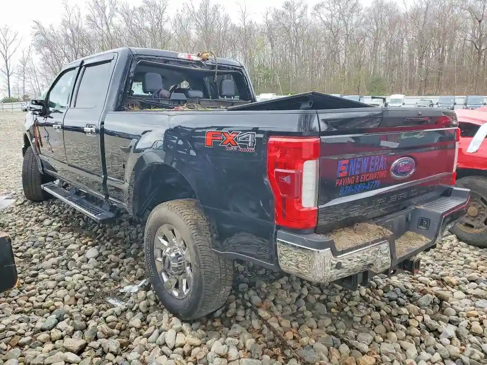 1FT8W3BT8JEB33345 2018 FORD F350-1