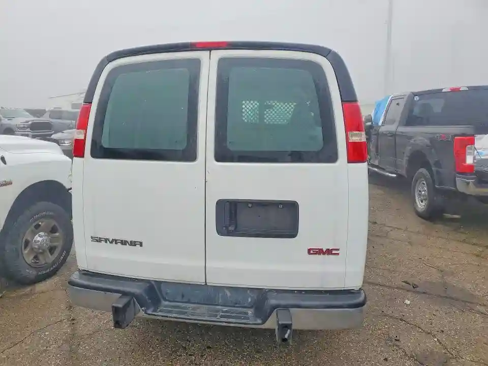 1GTW7AFG0J1254044 2018 GMC SAVANA-5