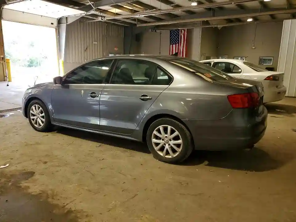 3VWBP7AJ4DM449069 2012 VOLKSWAGEN JETTA-1