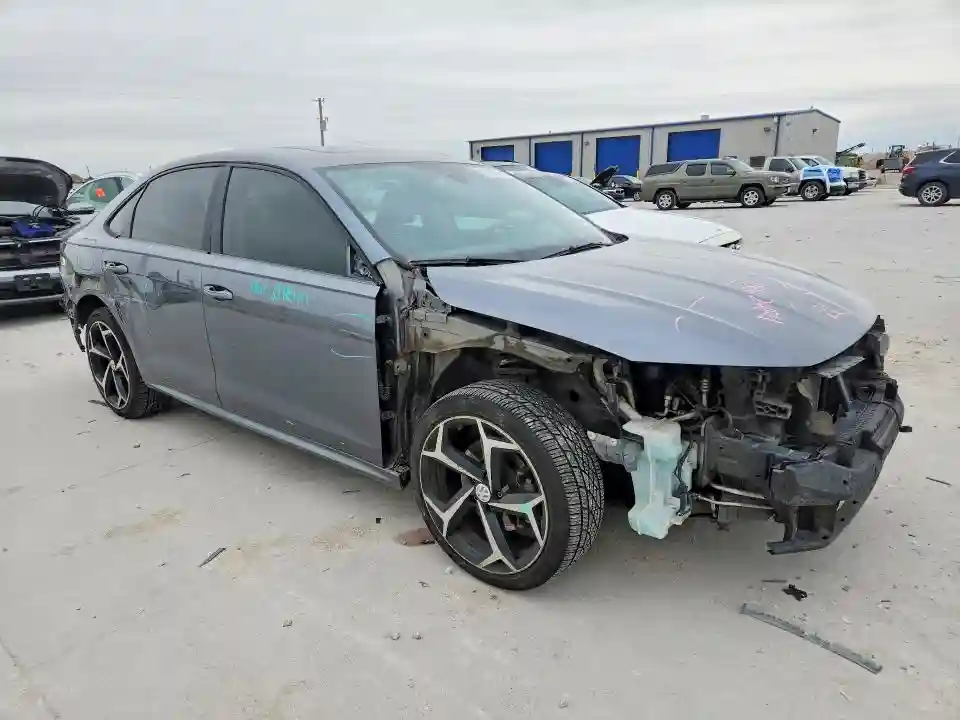 1VWMA7A37LC020049 2020 VOLKSWAGEN PASSAT-3