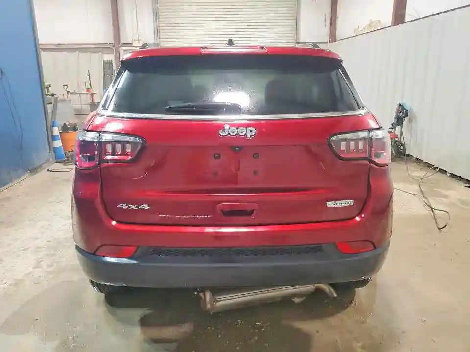3C4NJDBB4NT159168 2022 JEEP COMPASS-5
