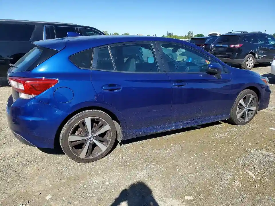 4S3GTAM60H3711296 2017 SUBARU IMPREZA-2