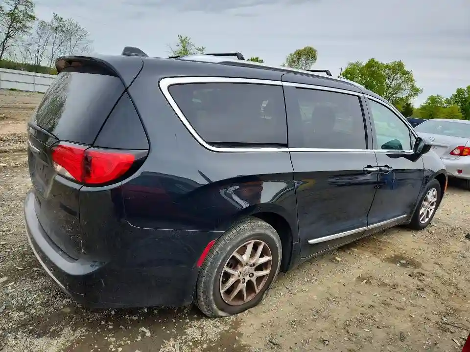 2C4RC1BG6LR268995 2020 CHRYSLER PACIFICA-2