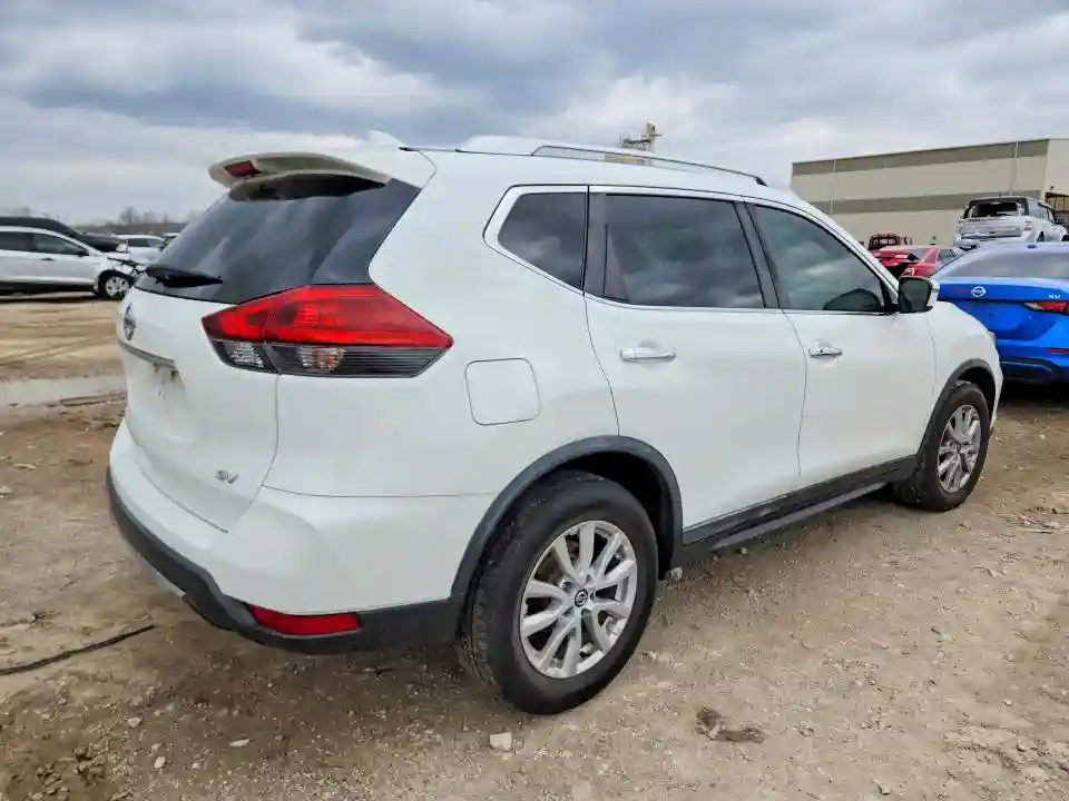 KNMAT2MT0JP590320 2018 NISSAN ROGUE-2