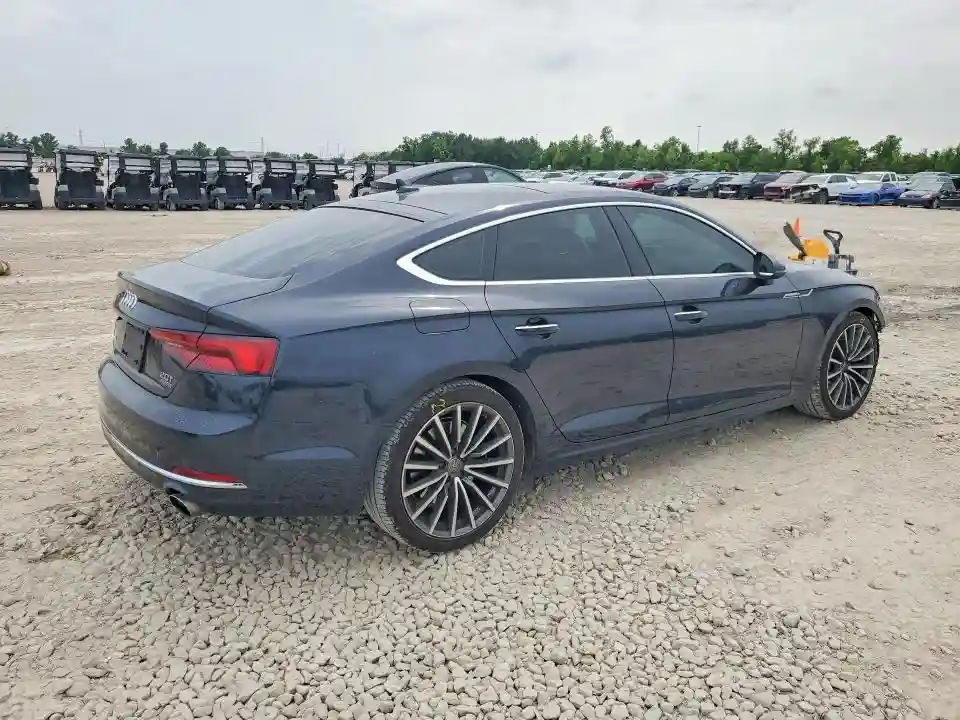 WAUBNCF52JA052026 2018 AUDI A5-2