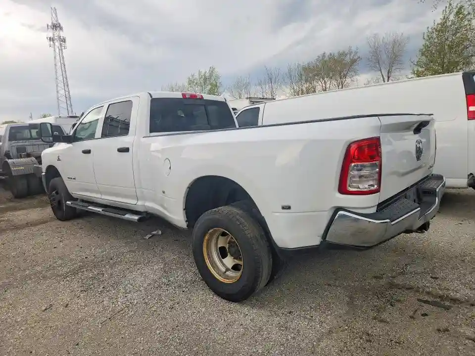 3C63RRGL9NG135415 2022 RAM 3500-1