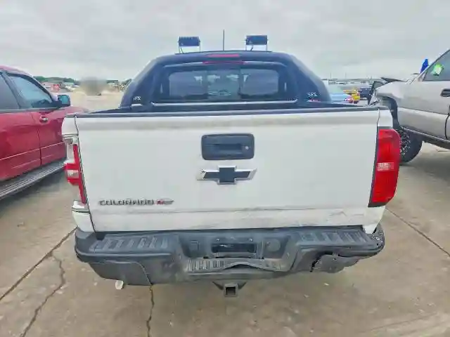 1GCGTEEN2J1270883 2018 CHEVROLET COLORADO-5