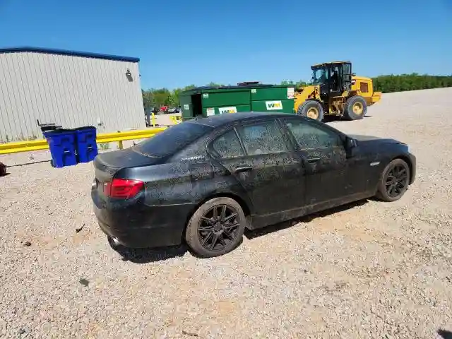 WBAFZ9C5XCC751618 2012 BMW 5 SERIES-2
