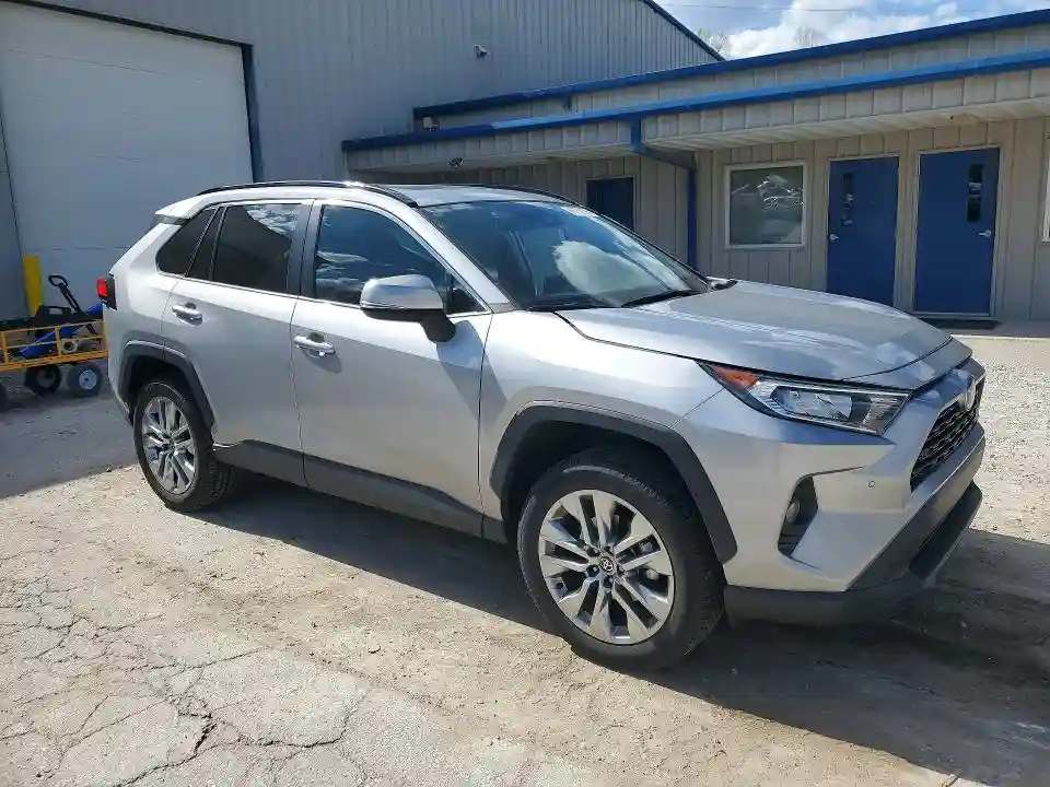 2T3C1RFV2MC108933 2021 TOYOTA RAV4-3