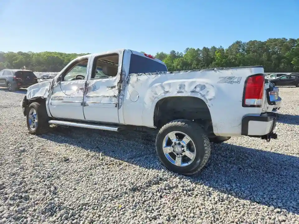 1GT125C8XBF166376 2011 GMC SIERRA-1