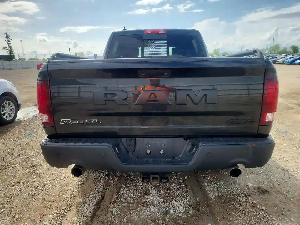 1C6RR7YT7JS204649 2018 RAM 1500-5