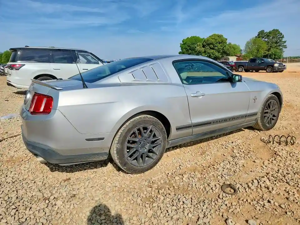 1ZVBP8AM3C5209273 2012 FORD MUSTANG-2