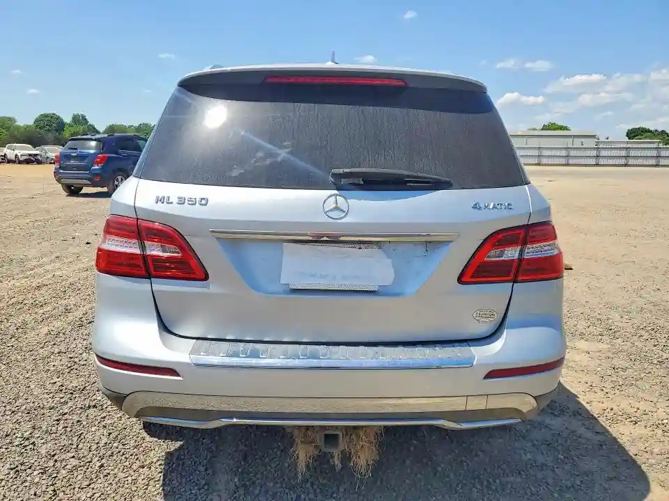 4JGDA5HB2DA198643 2013 MERCEDES-BENZ M-CLASS-5