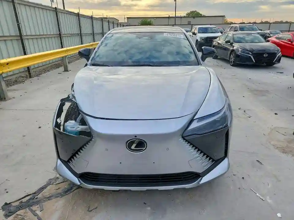 JTJABABB2SA012292 2025 LEXUS-4