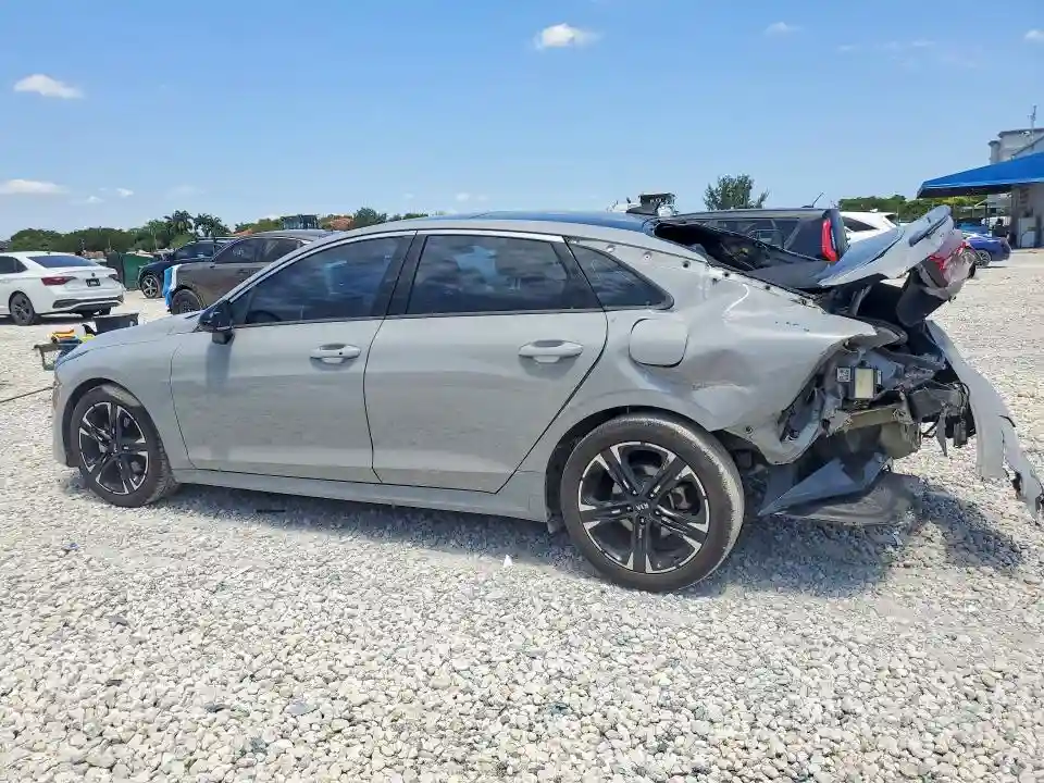 5XXG64J22MG025376 2021 KIA K5-1