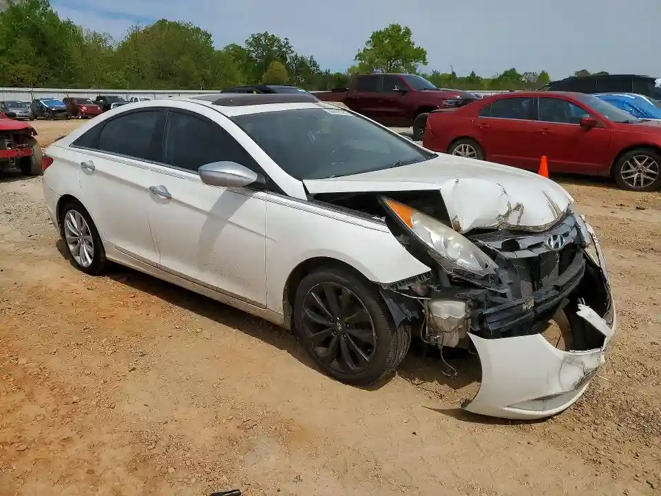 5NPEC4AC4DH673430 2013 HYUNDAI SONATA-3