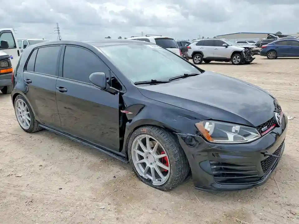 3VW5T7AUXGM055115 2016 VOLKSWAGEN GTI S-3