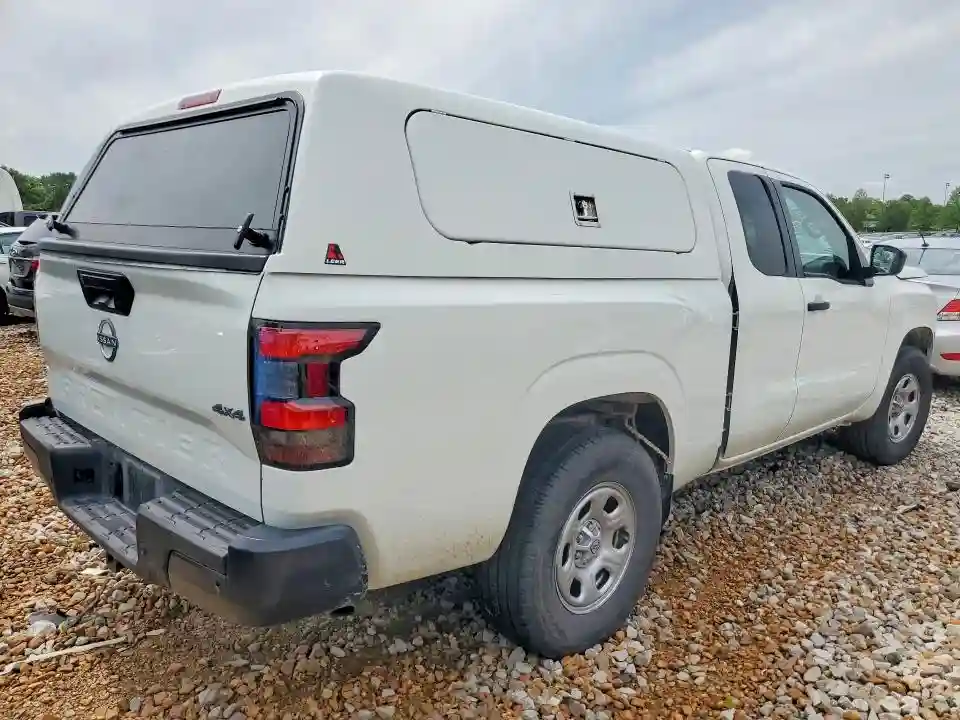 1N6ED1CM4SN630685 2025 NISSAN FRONTIER-2