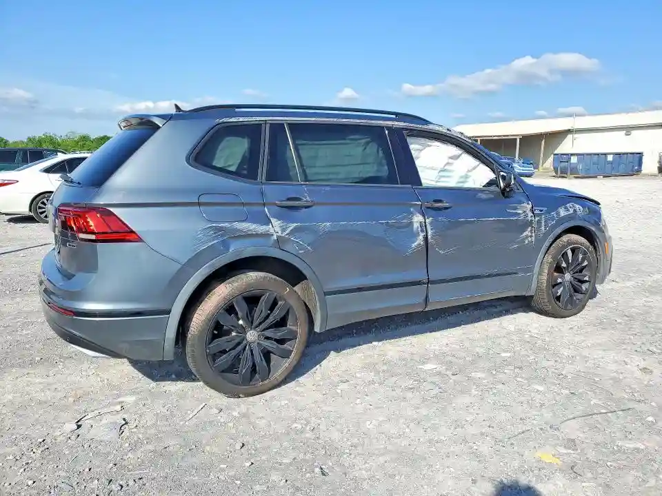 3VV2B7AX7LM109212 2020 VOLKSWAGEN TIGUAN-2