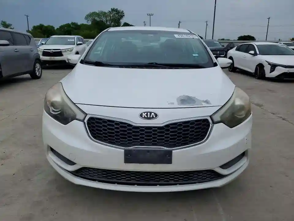 KNAFX4A60F5415277 2015 KIA FORTE-4