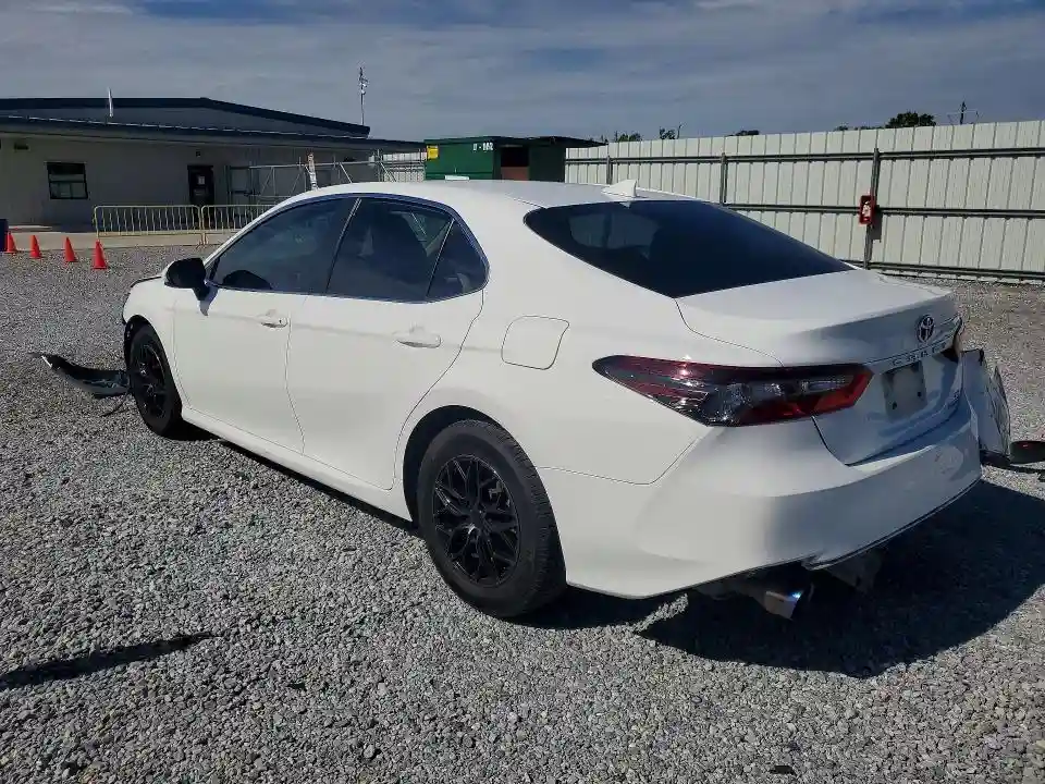 4T1C31AK2NU594824 2022 TOYOTA CAMRY-1
