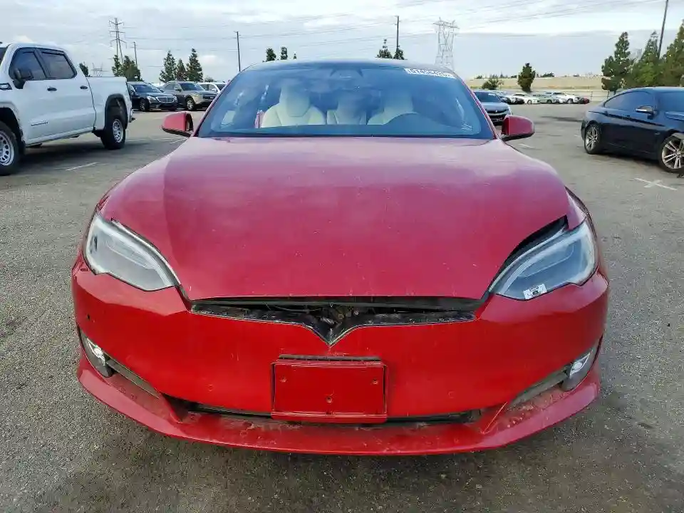 5YJSA1E24JF270390 2018 TESLA MODEL S-4
