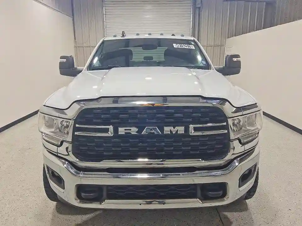 3C6UR5DL6RG100807 2024 RAM 2500-4