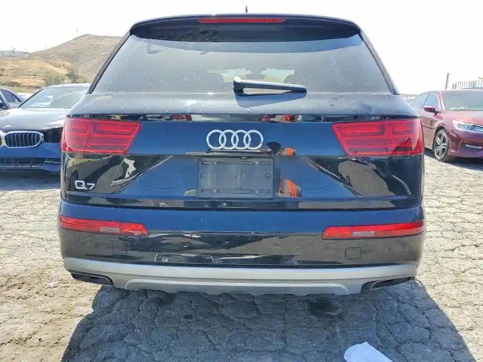 WA1AHAF7XKD020639 2019 AUDI Q7-5