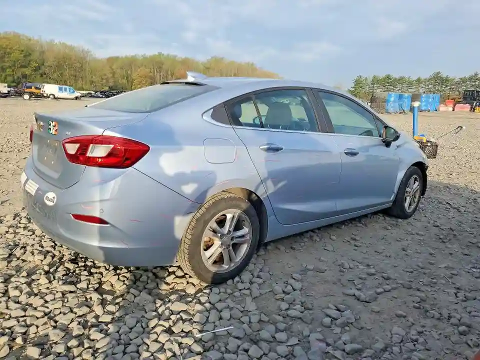 1G1BE5SM0H7194256 2017 CHEVROLET CRUZE-2