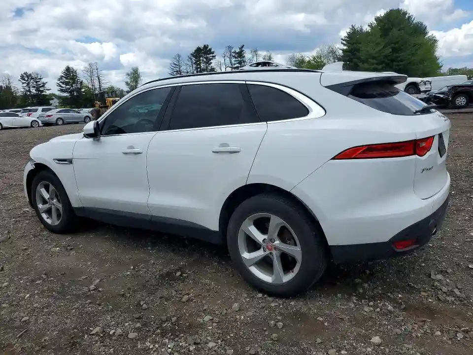 SADCJ2FX4KA356740 2019 JAGUAR F-PACE-1