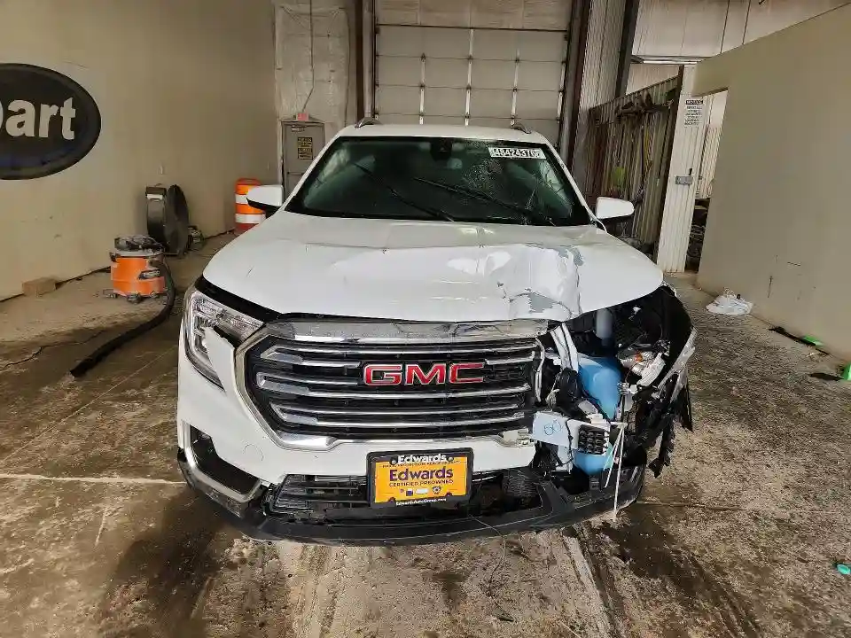 3GKALVEG4RL330498 2024 GMC TERRAIN-4