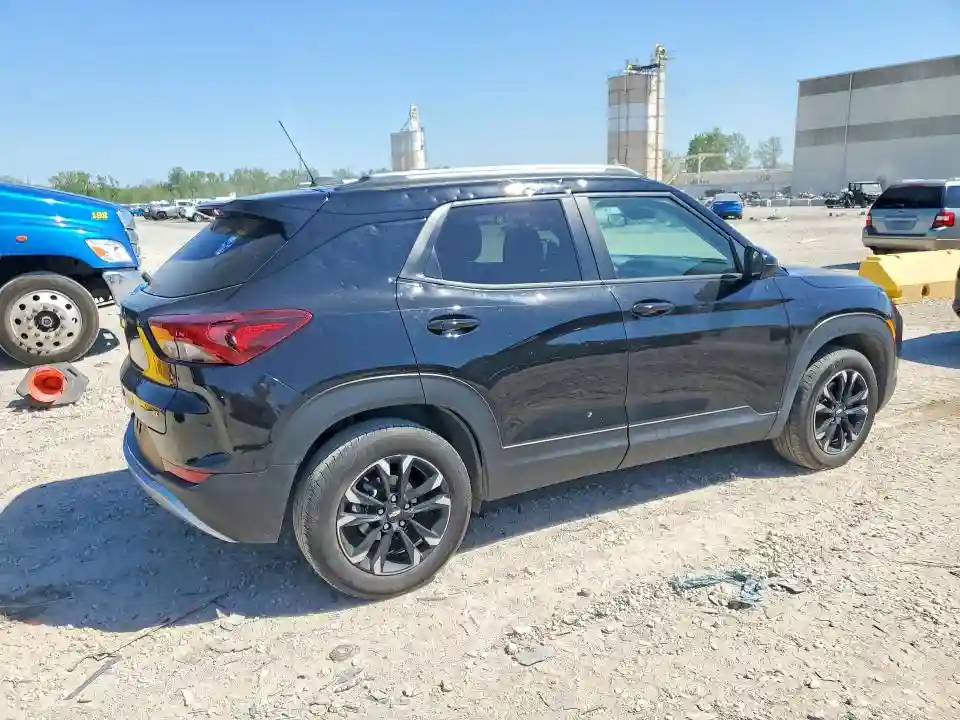 KL79MPSL4PB114039 2023 CHEVROLET TRAILBLAZE-2